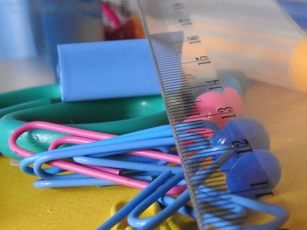 Działania na ułamkach dziesiętnych – powtórzenie. Scenariusz zajęć rewalidacyjnych w kl. VI, niepełnosprawność intelektualna w stopniu&nbsp;lekkim